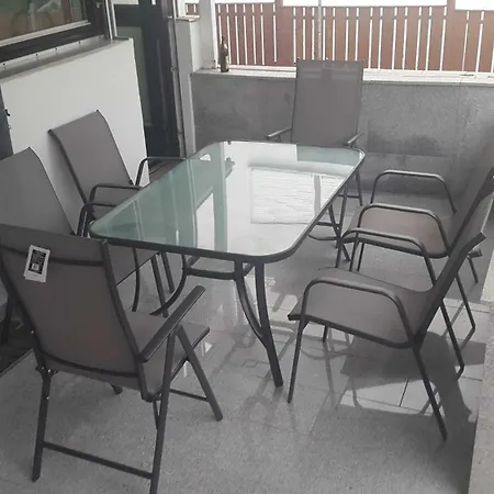 Am Heuchelberg Lejlighed